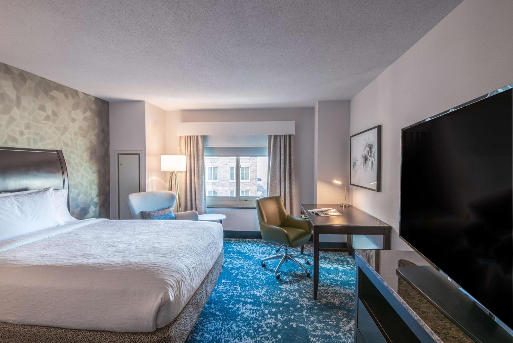 Hilton Garden Downtown 3*